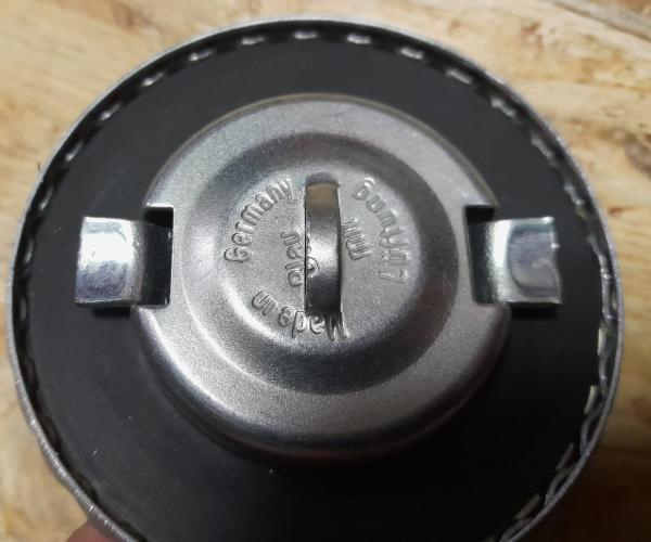 Öleinfülldeckel D-Serie 711LK064R91